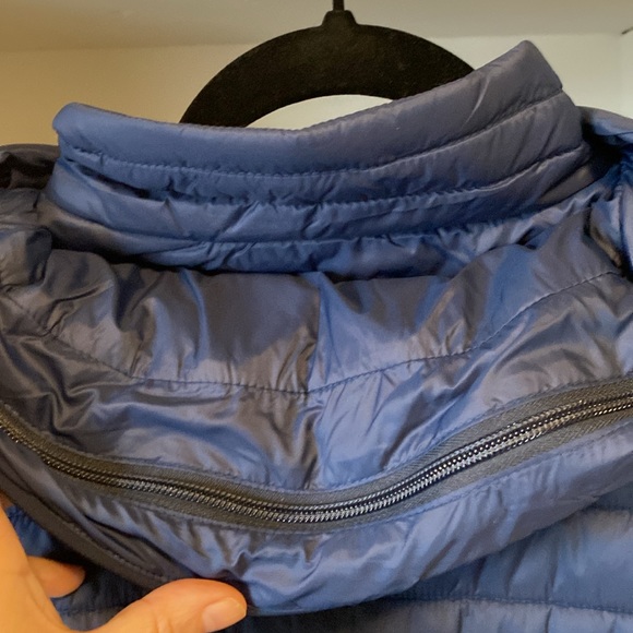 Atelier Noir (Rudsak) jacket w hood. Size small. Navy blue. Pristine condition. - Picture 11 of 13